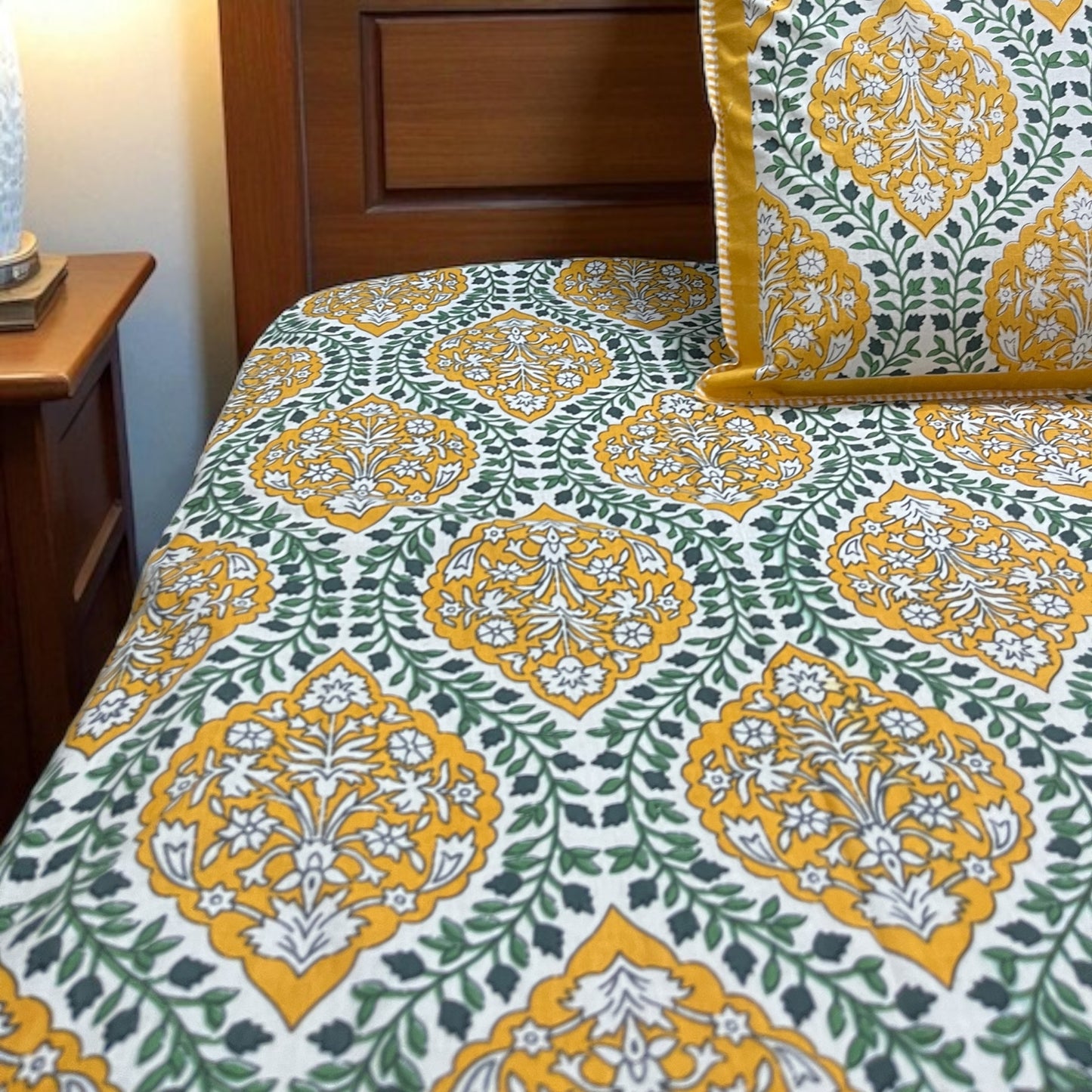 Everyday Edit | Yellow Moonhaze 100% Cotton Double Bedsheet