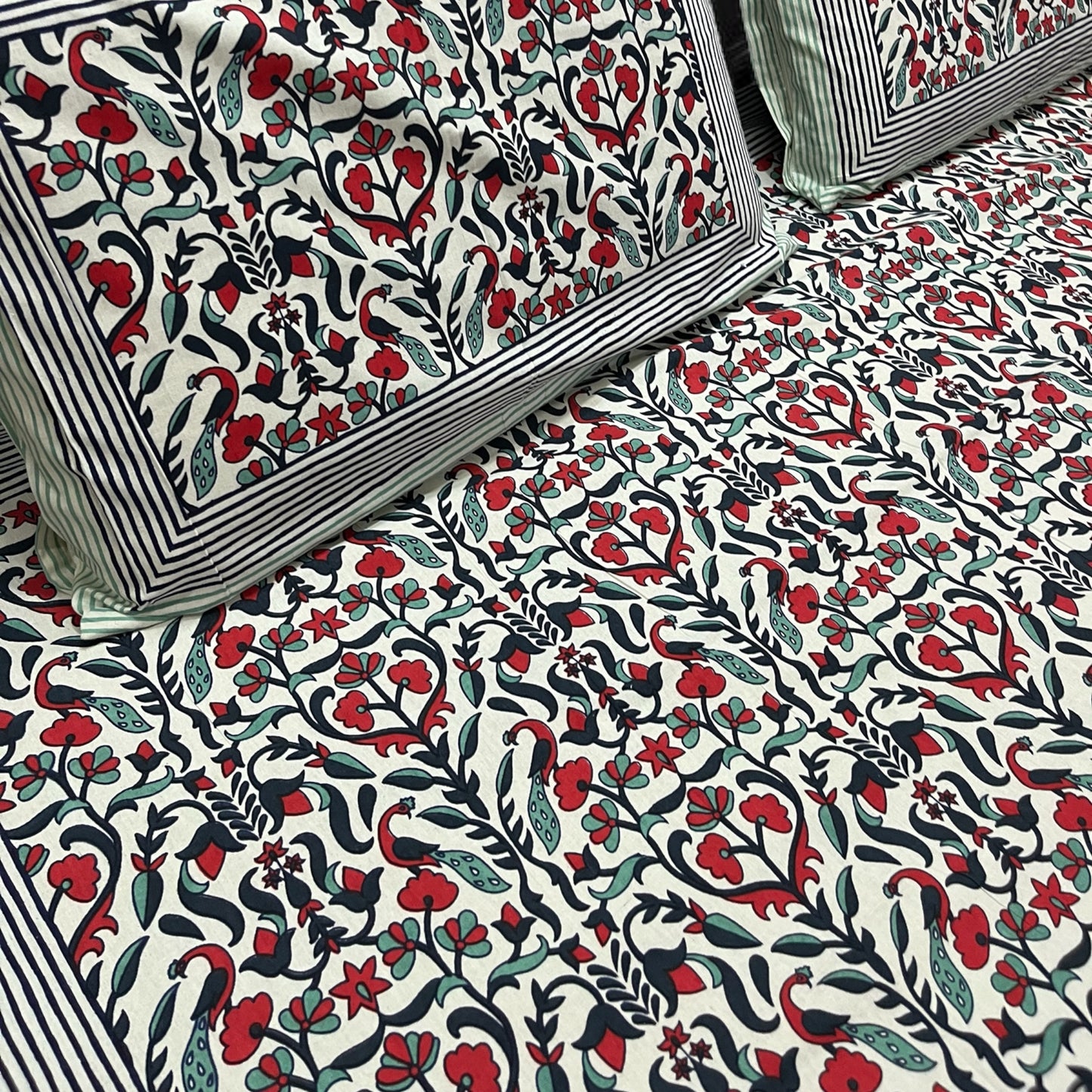 Everyday Edit | Crimson Mirage 100% Cotton Double Bedsheet