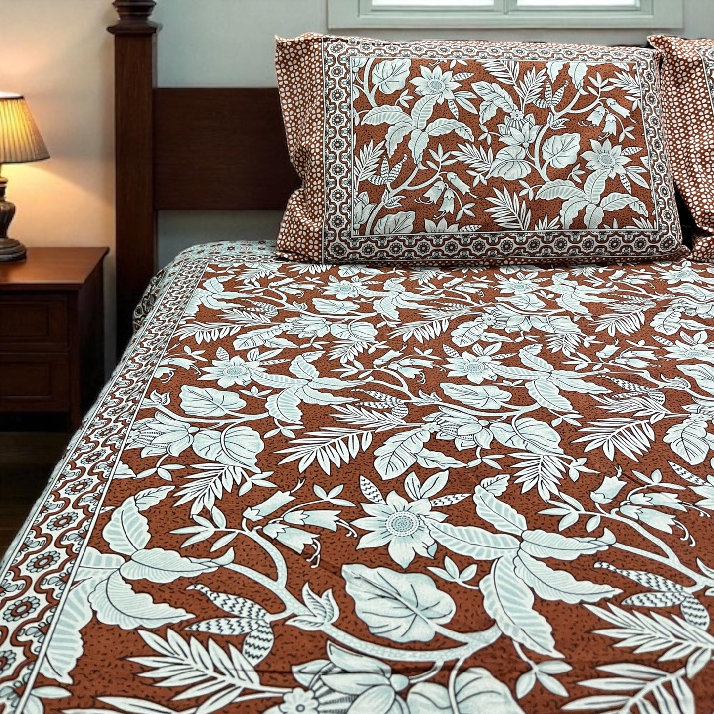 Everyday Edit | Crimson Petal 100% Cotton Double Bedsheet