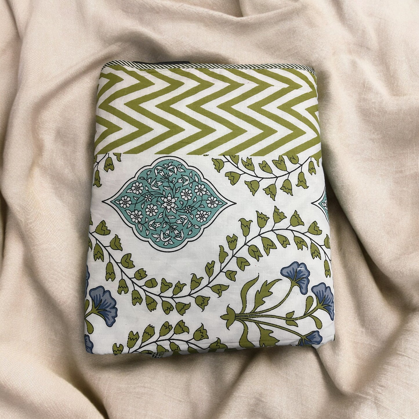 Gulzar Blue MulmulPure Cotton AC Comforter/Dohar Cotton Goodness