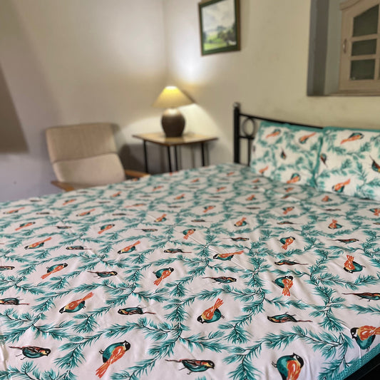 Ocean Breeze 144 TC 100% Pure Cotton Double Bedsheet With Pillow Covers