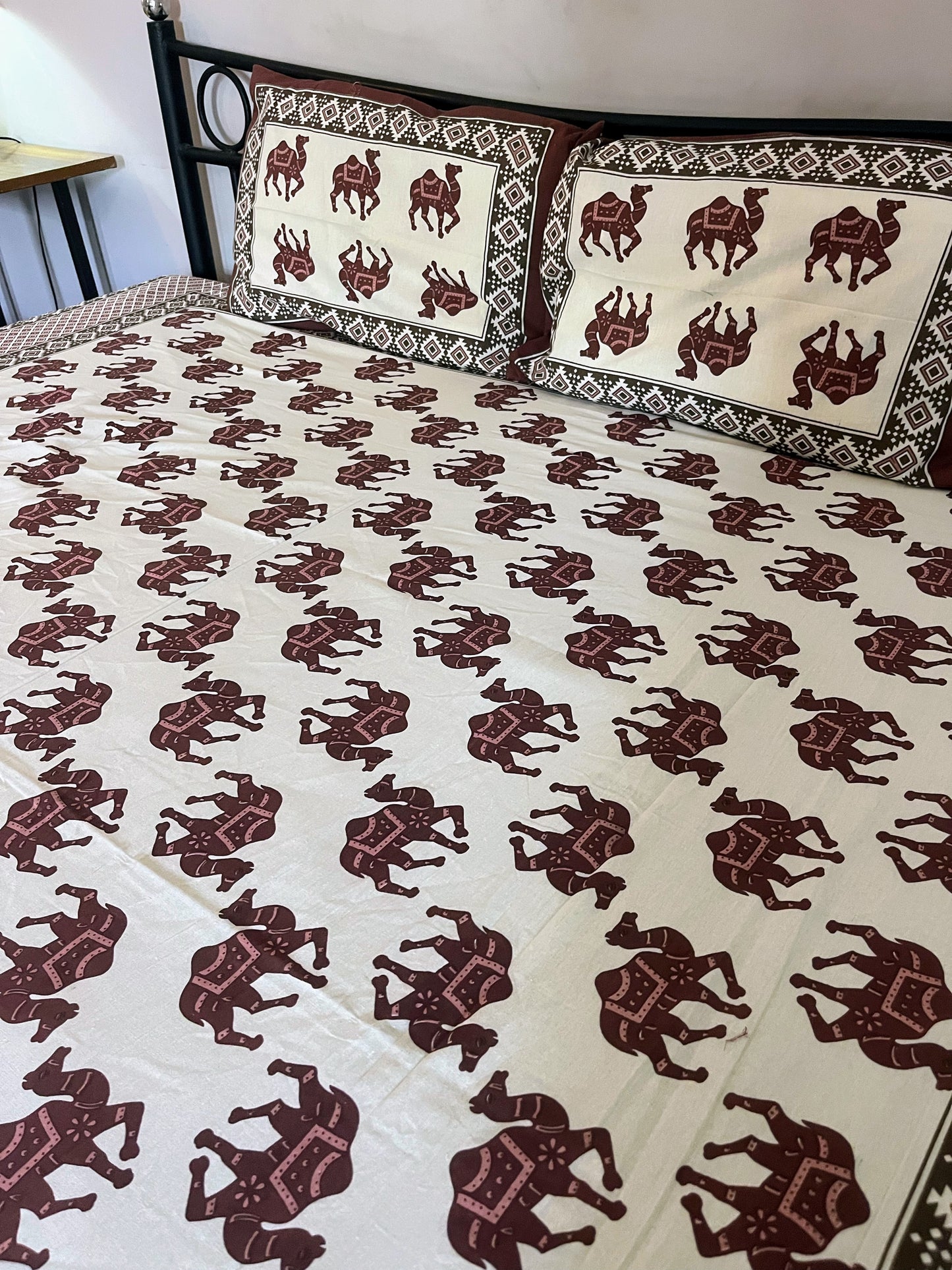 Camel Caravan Print | Pure Cotton Bedsheet With Pillow Covers | 144 TC