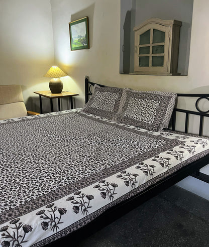 Spring Print | Pure Cotton Bedsheet With Pillow Covers | 200 TC