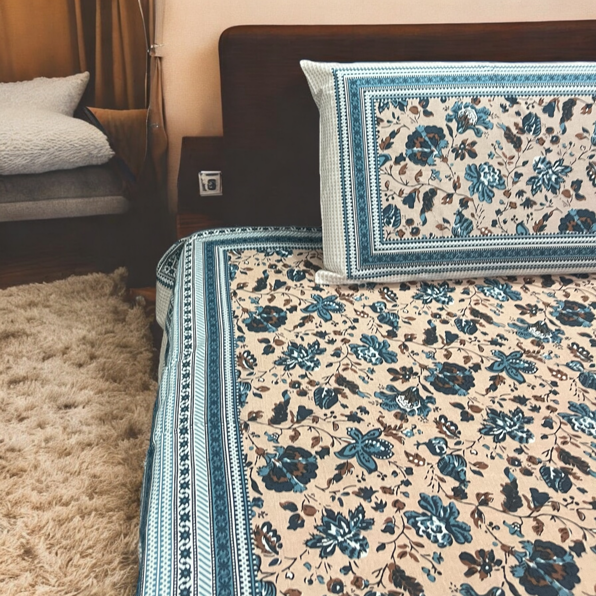 Aura Pure Cotton 200 TC Bedsheet With two Pillow Covers | Cotton Goodness