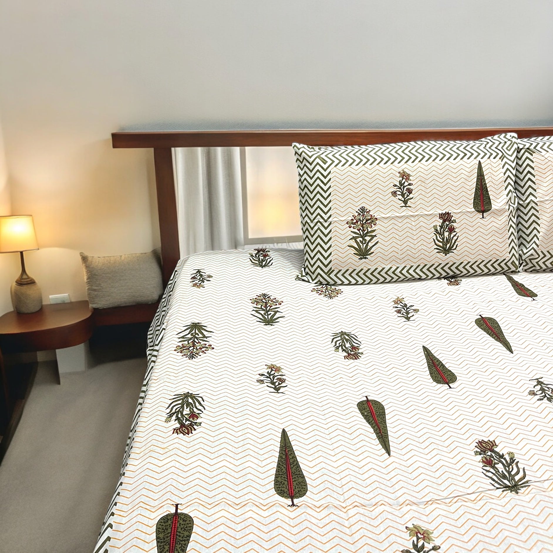 Bagheecha Green 200 TC 100% Cotton Bedsheet With Pillow Covers Cotton Goodness