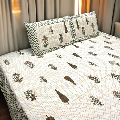 Bagheecha Green 200 TC Pure Cotton Bedsheet With Pillow Covers