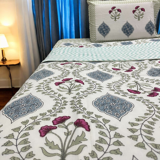 Dohar Gulzar Red Pure Cotton Mulmul AC Comforter