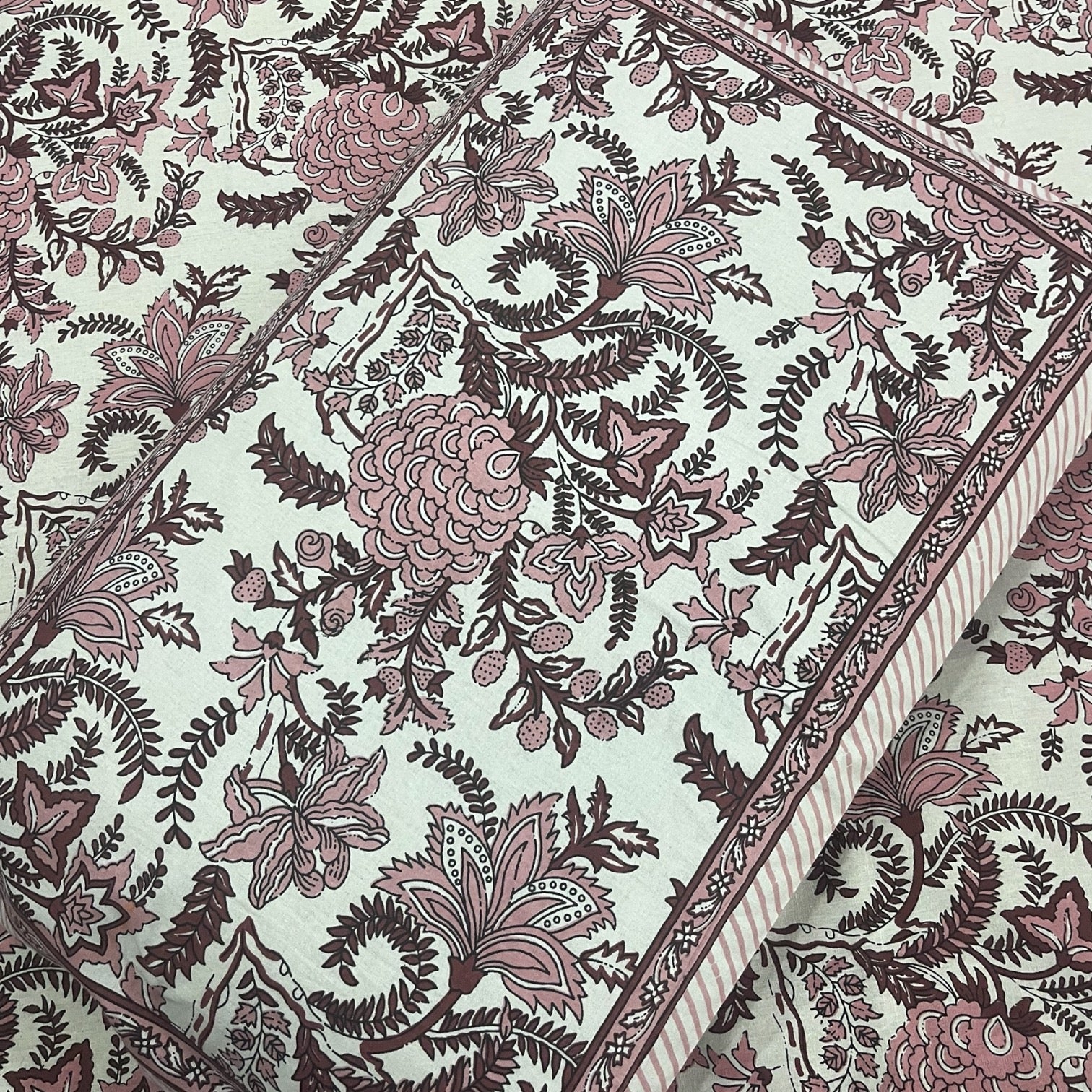 Grace Pure Cotton Bedsheet With two Pillow Covers Cotton Goodness