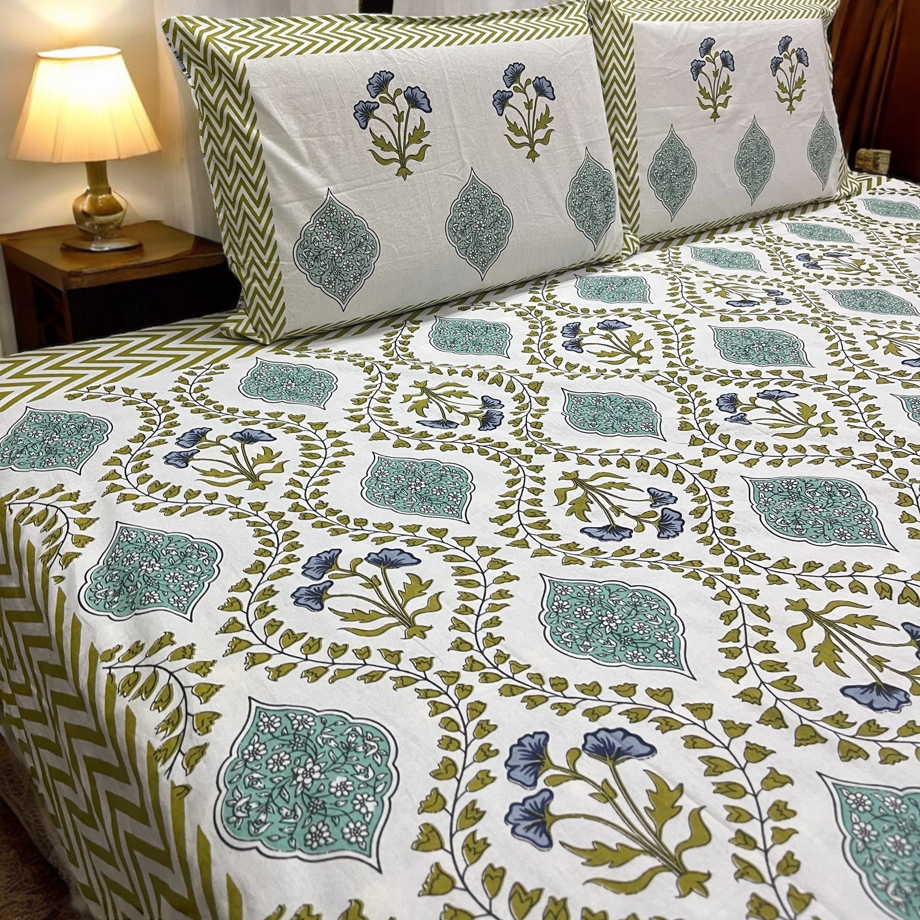 Gulzar Blue 100% Pure Cotton Bedsheet Cotton Goodness