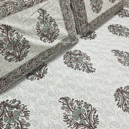 Ikkat Brown Red Printed Pure Cotton Bedsheet with Pillow Covers Cotton Goodness