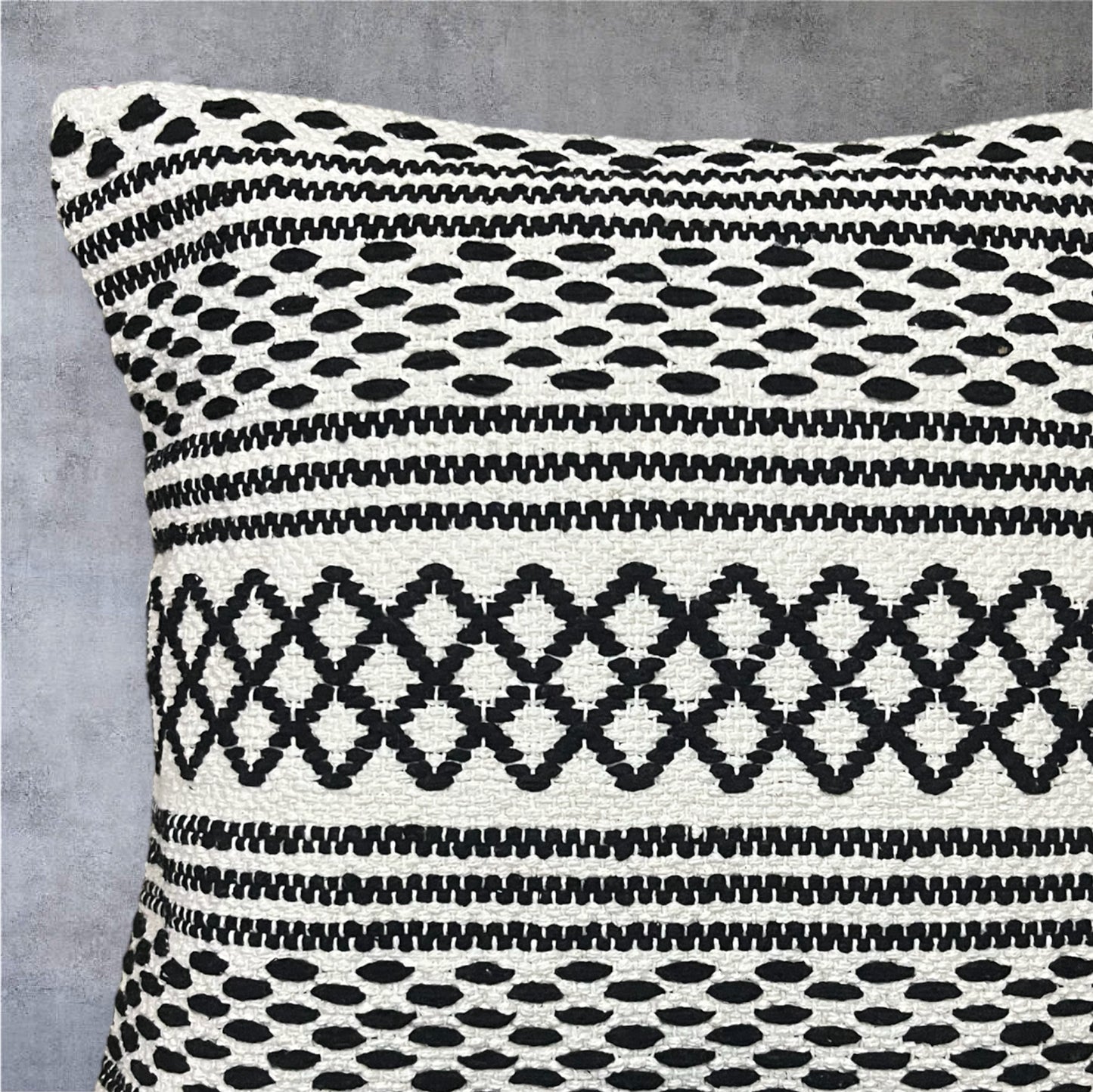 Monochrome Handcrafted Tufted Cushion Cover 18 X 18" Cotton Goodness 